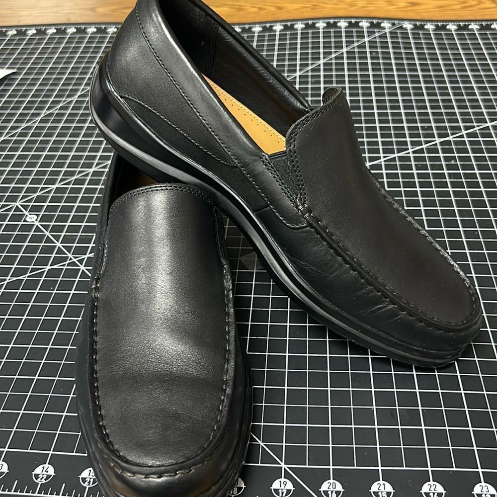 Cole Haan  Black Loafers 8 1/2M